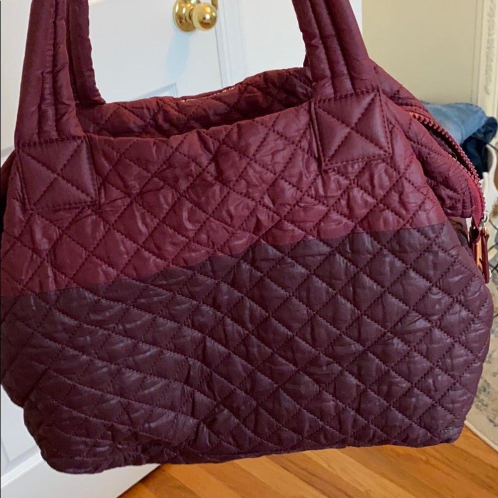two toned red medium sutton mzwallace bag - Picture 3 of 5